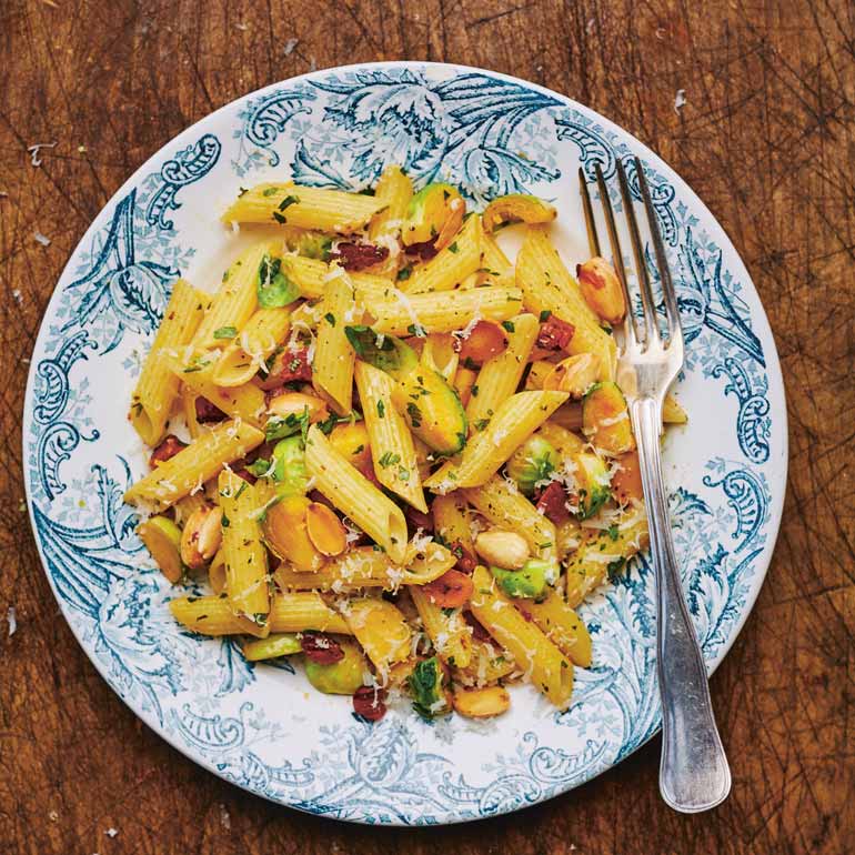 Penne met spruitjes & chorizo