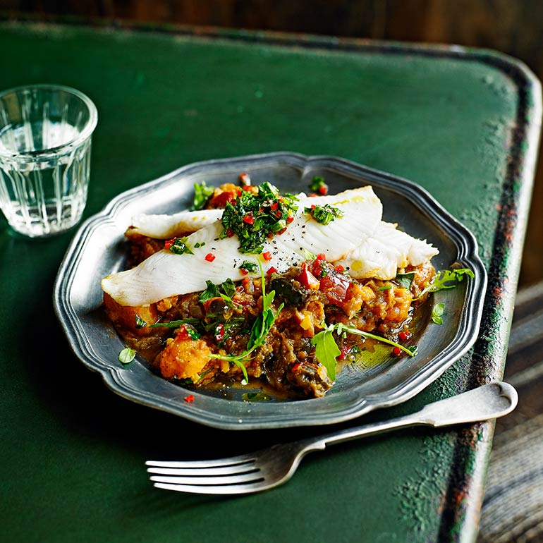 Vis met caponata & chimichurri